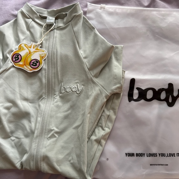 Body Basics Romper - Picture 1 of 2